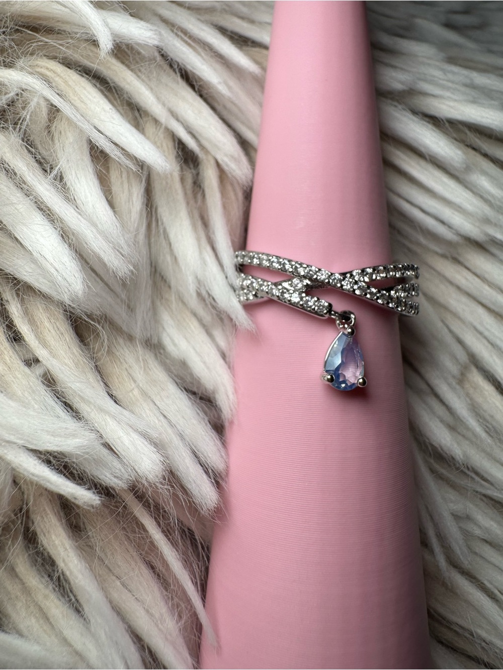 Amazing ring - Picture 3 of 6